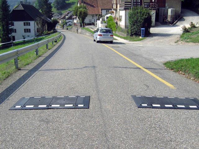 TDJ Vejbump 40 km/t typegodkendt - 2-delt bump fra trafikgummi.dk